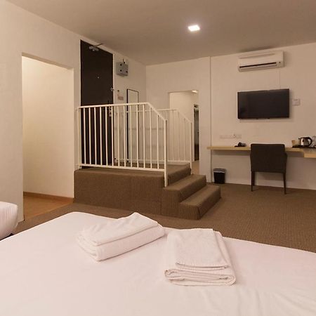Hotel Raub Since 1968 Habitación foto